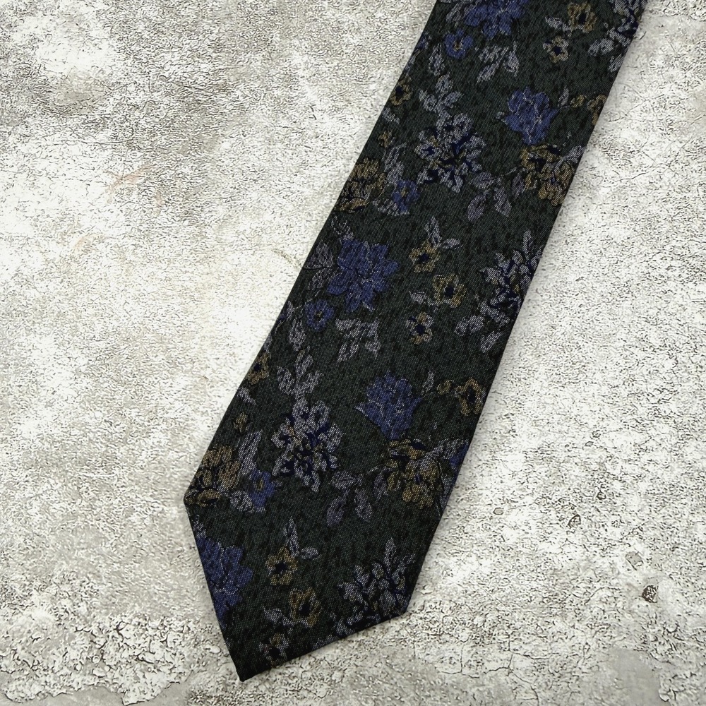 Roundtree & Yorke Cotton Tie Mens One Size Green Floral Made In China Necktie